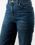 Jeans Adua