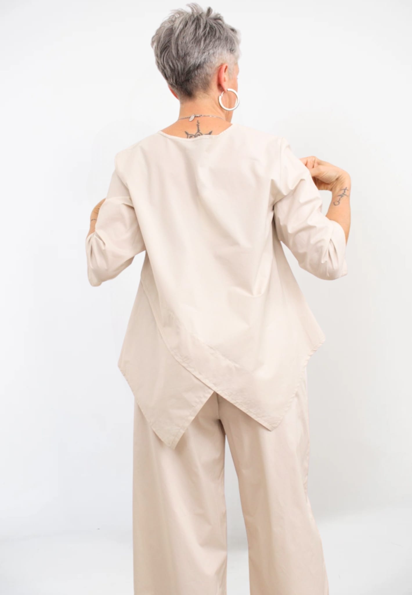Blusa Scollo V Vela