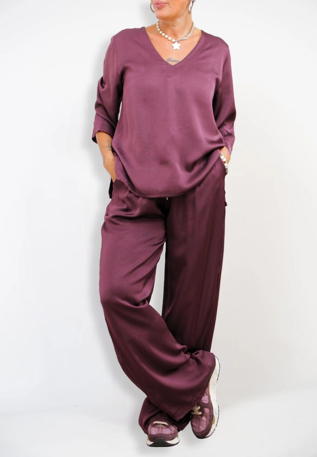 Blusa Scollo V Satin Plus