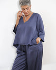 Blusa Scollo V Satin Regular