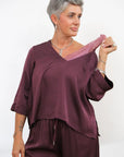 Blusa Scollo V Satin Regular