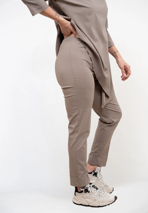 Pantalone a Sigaretta Italia