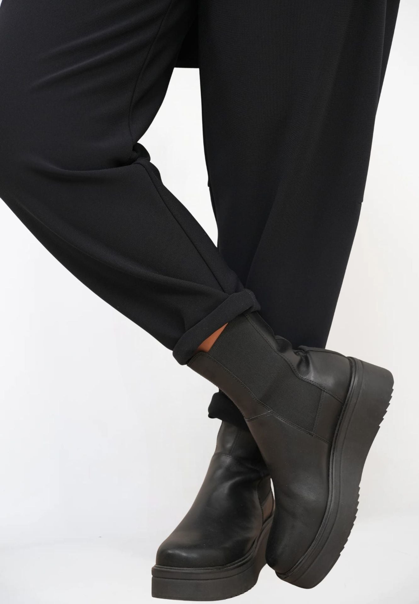Pantalone Carrot Crepe