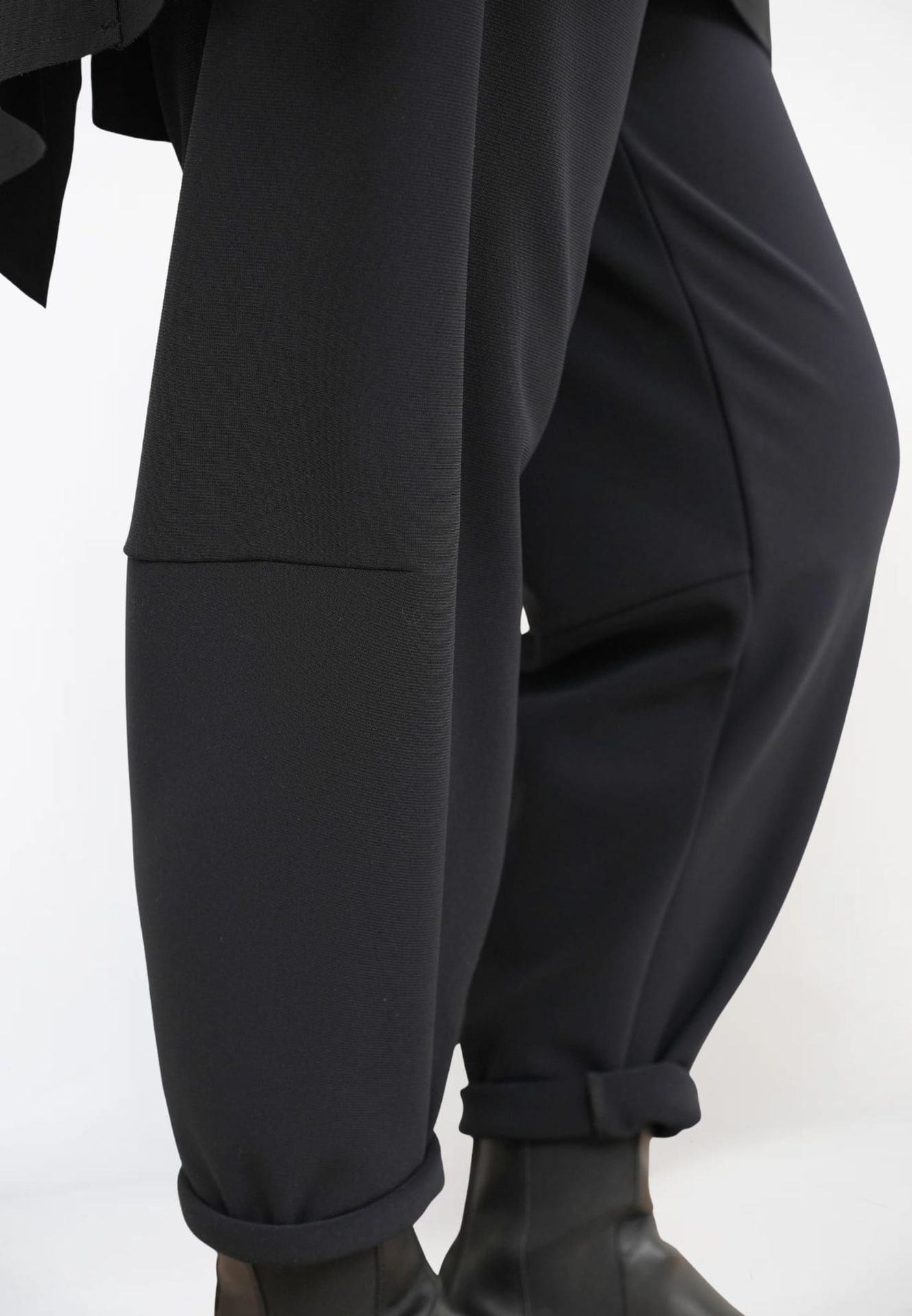 Pantalone Carrot Crepe