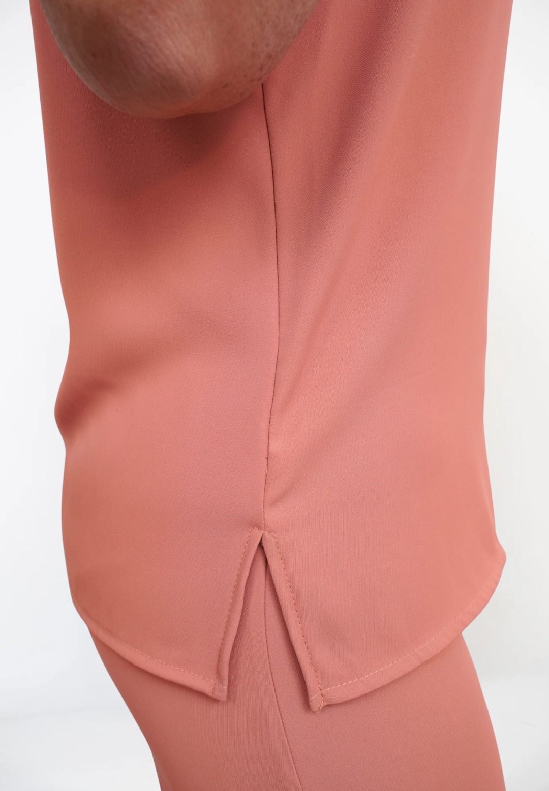 Blusa Smanicata Essenziale